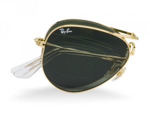 新発売！Ray-Ban（レイバン）の折りたたみ式Aviator（アビエーター