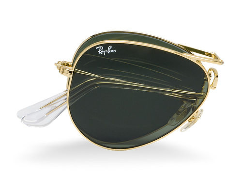 新発売！Ray-Ban（レイバン）の折りたたみ式Aviator（アビエーター 