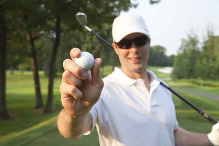 ゴルフのプレーに度付きスポーツサングラスの導入を検討している方へ