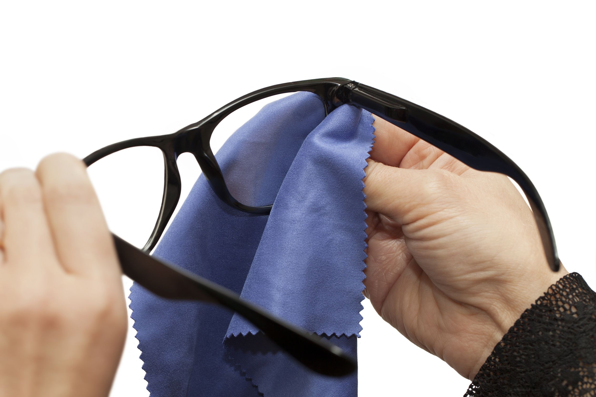 メガネ屋監修】メガネ拭きを使った正しいメガネのクリーニング法 ...